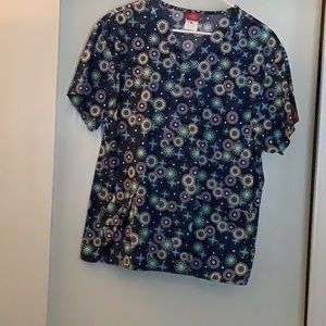 Dickies women’s scrub top